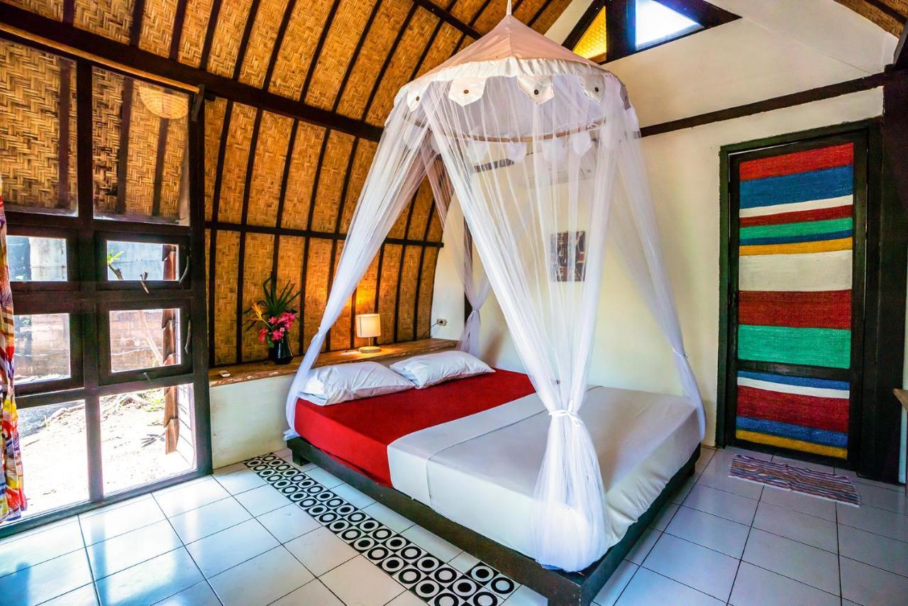Woodstock Gili - Garden And Bungalows Hotel Gili Trawangan Exterior photo